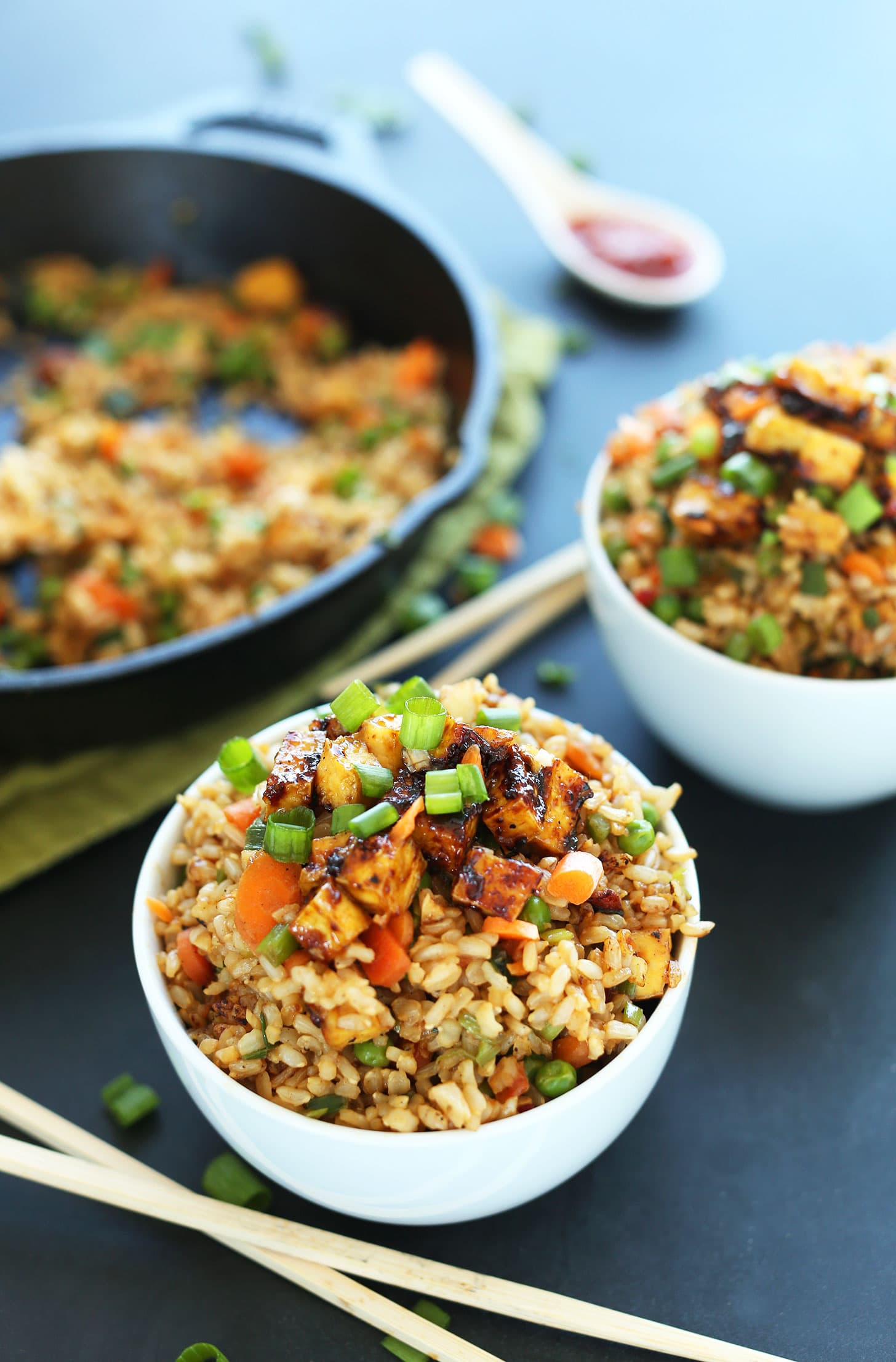 Riz frit au tofu croustillant